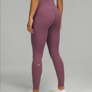 base pace high rise tight 28”NWT